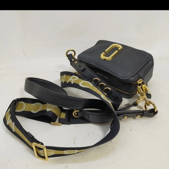 Marc Jacobs Black Leather Softshot Crossbody Bag - Picture 5 of 11